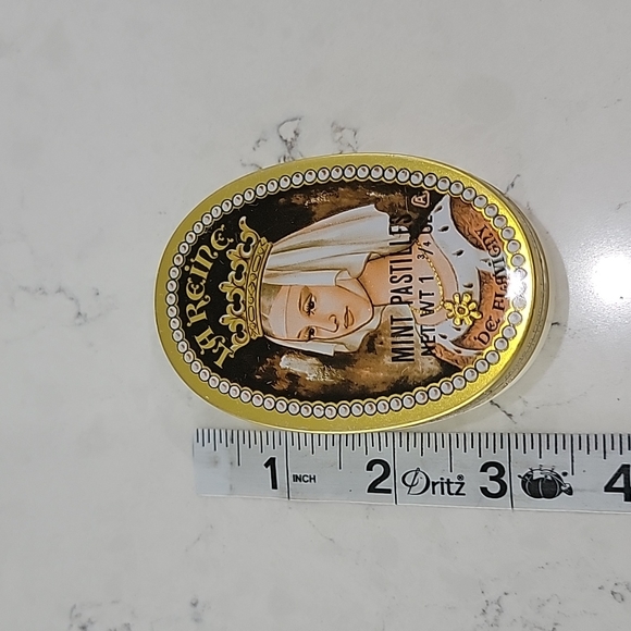 Vintage La Reine Mint pastilles collectables tin - Picture 8 of 8